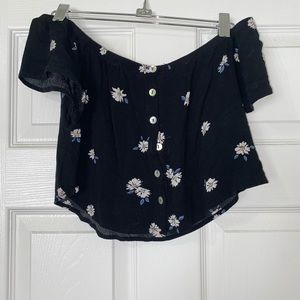 Tully’s off the shoulder top